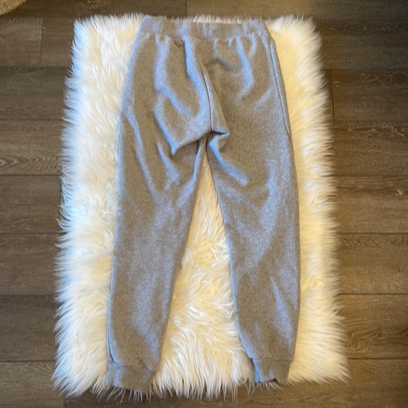 Adidas’s Original Sweats - Picture 6 of 6